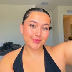 Meet your Posher, Daniella